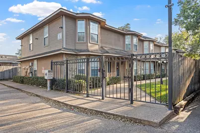 2009 S 10th Street #6, Waco, TX 76706 - Photo 1