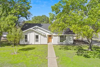 104 Kingsbury Way, Hewitt, TX 76643 - Photo 1