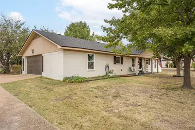 104 Sherry Lynn Drive, China Spring, TX 76633 - Photo 3