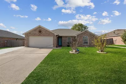 541 Marybeth Drive, Burleson, TX 76028 - Photo 1
