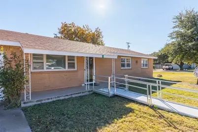 341 S Main Street, Trent, TX 79561 - Photo 1