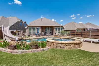 412 Dominion Drive, Euless, TX 76039 - Photo 1
