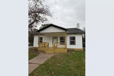 2227 W Park Row Boulevard, Corsicana, TX 75110 - Photo 1