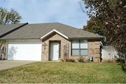 945 Heather Court, Weatherford, TX 76086 - Photo 1