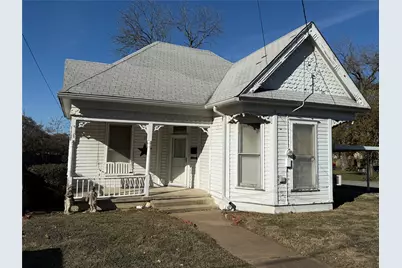 904 W 1st Avenue, Corsicana, TX 75110 - Photo 1