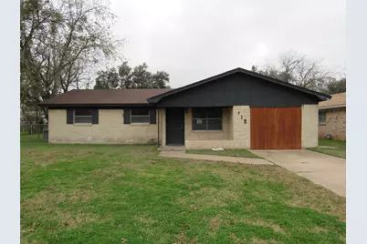 218 Virginia Drive, Lacy Lakeview, TX 76705 - Photo 1