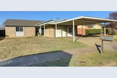 528 Park Center Boulevard, Saginaw, TX 76179 - Photo 1