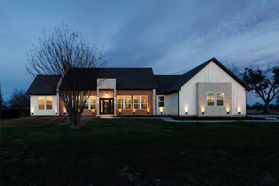 7404 N Sundance Drive, Joshua, TX 76058 - Photo 1