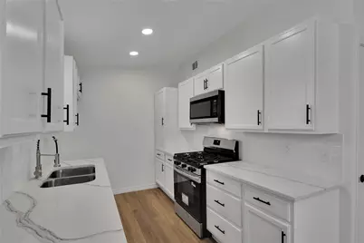 826 Jardin Drive, Mesquite, TX 75149 - Photo 7