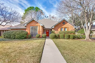4710 Michelle Drive, Arlington, TX 76016 - Photo 1