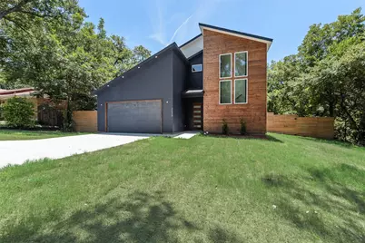 1318 Nokomis Avenue, Dallas, TX 75224 - Photo 1