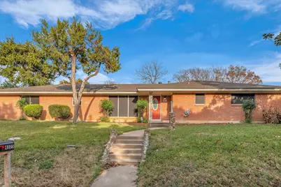 4325 Shady Glen Drive, Waco, TX 76708 - Photo 1