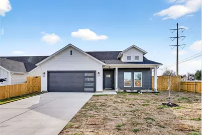 1402 Strickland Street, Dallas, TX 75216 - Photo 1