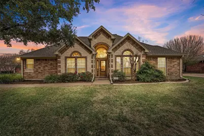 1689 W Tate Avenue, Robinson, TX 76706 - Photo 1