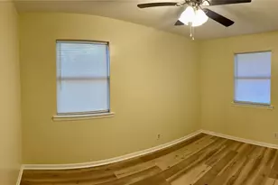 301 Walnut Ave, Azle, TX 76020 - Photo 9