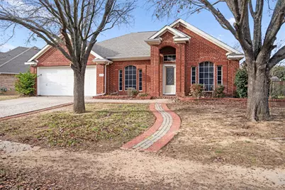 917 Circle View Lane, Denton, TX 76210 - Photo 1
