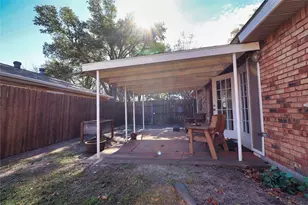921 Middle Cove Dr, Plano, TX 75023 - Photo 13
