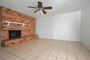 921 Middle Cove Dr, Plano, TX 75023 - Photo 5
