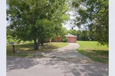 7933 N Cole Street, Nevada, TX 75173 - Photo 1