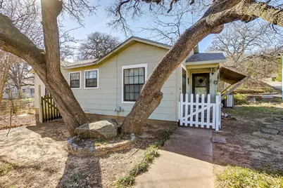 1205 5th Avenue, Mineral Wells, TX 76067 - Photo 1