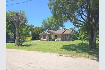 210 W Avenue A, Garland, TX 75040 - Photo 1