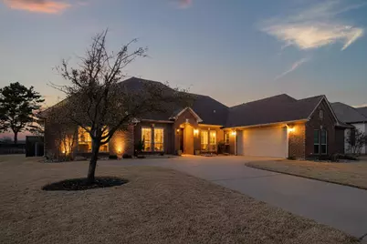 1902 Melbourne Drive, Pantego, TX 76013 - Photo 1