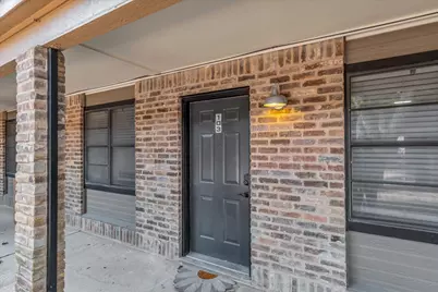 1421 S 12th Street #103, Waco, TX 76706 - Photo 1