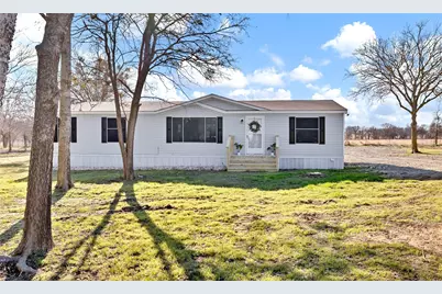 8124 Country Manor Lane, Alvarado, TX 76009 - Photo 1