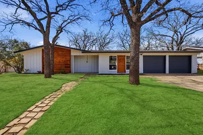 116 Ravenswood Drive, Bedford, TX 76022 - Photo 1
