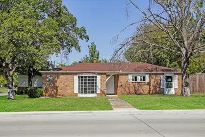 5001 Meadowbrook Drive, Fort Worth, TX 76103 - Photo 1