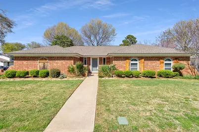2307 Leonard Court, Arlington, TX 76015 - Photo 1