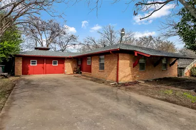 2904 Yates Street, Fort Worth, TX 76133 - Photo 1