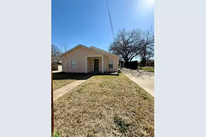 408 E Akard Street, Weatherford, TX 76086 - Photo 1
