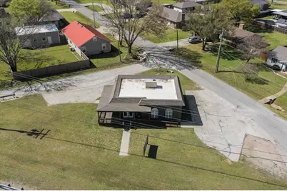 600 S Highway 377, Pilot Point, TX 76258 - Photo 17