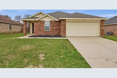 327 Deer Run Drive, Sanger, TX 76266 - Photo 1