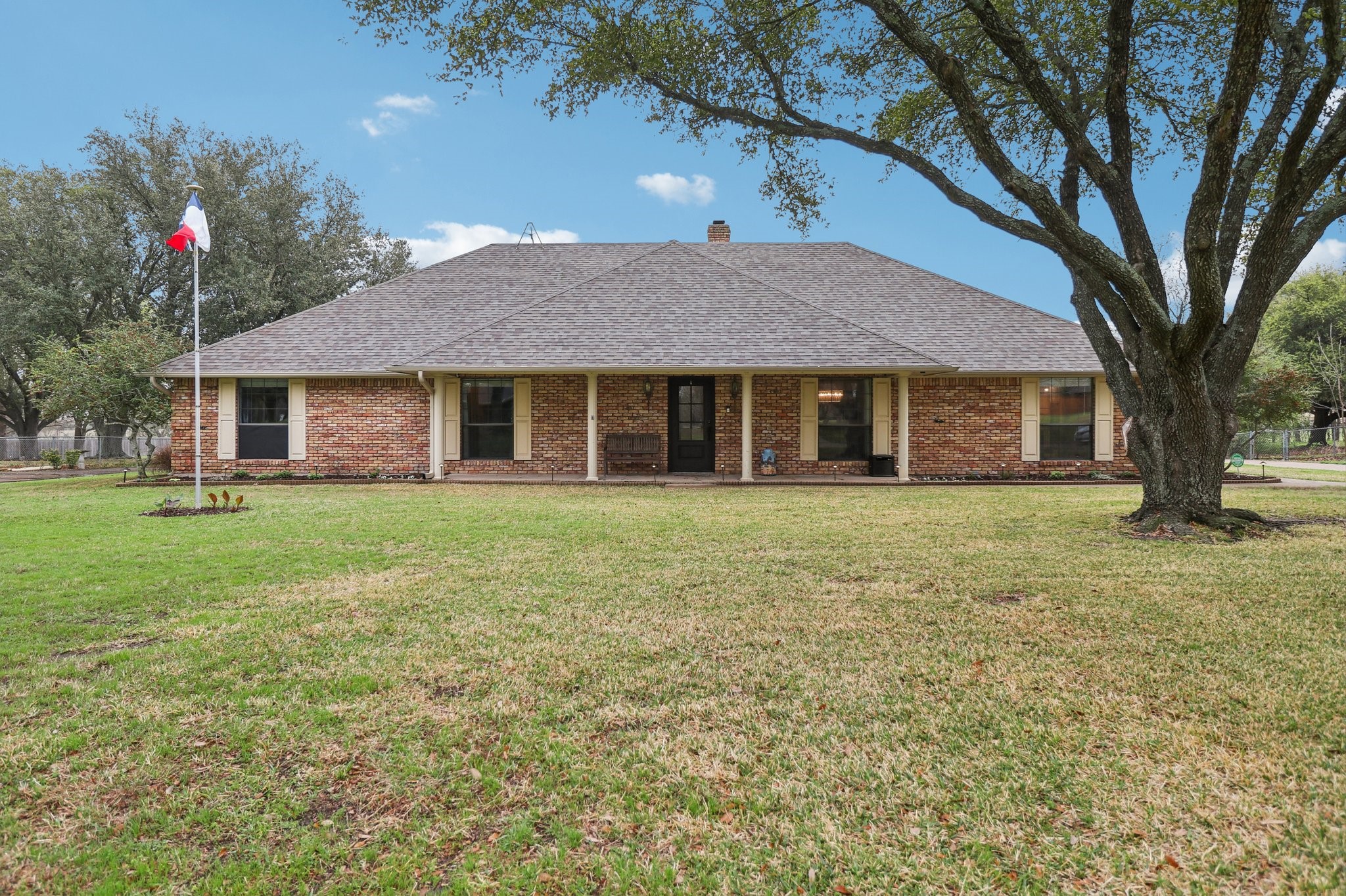 6168 Quail Run, Oak Grove, TX 75142 - MLS 21204498 - Coldwell Banker