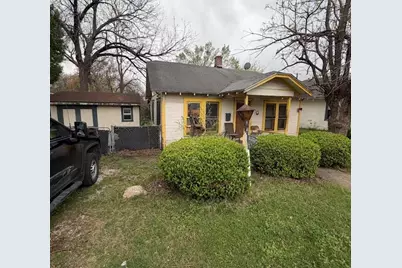 1306 E Waco Avenue, Dallas, TX 75216 - Photo 1