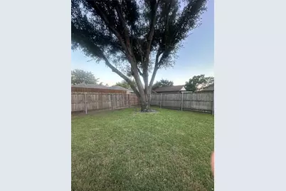 3814 Drakestone Avenue, Rowlett, TX 75088 - Photo 3