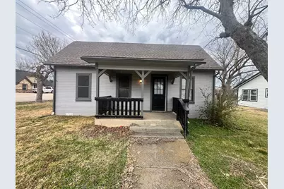 119 S 5th Street, Sanger, TX 76266 - Photo 1