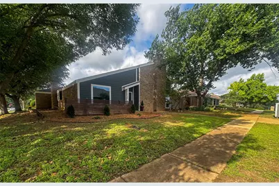 1129 Yorkshire Drive, Carrollton, TX 75007 - Photo 1