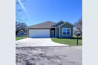 729 N 9th Avenue, Denison, TX 75021 - Photo 1