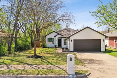 2304 Leslie Street, Denton, TX 76205 - Photo 1