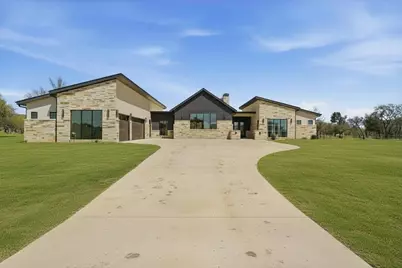 12 Crocket Valley Court, Strawn, TX 76475 - Photo 1
