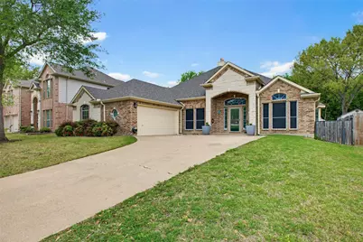 8 Whispering Bend Court, Mansfield, TX 76063 - Photo 1