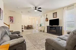 6717 Cold Water Dr, Waco, TX 76712 - Photo 9