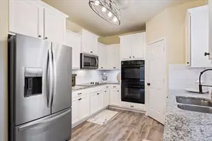 6717 Cold Water Dr, Waco, TX 76712 - Photo 11