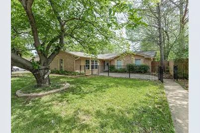 2732 Foxcroft Circle, Denton, TX 76209 - Photo 1