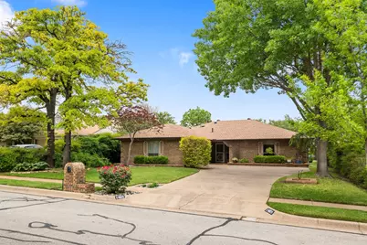 1409 Circle Lane, Bedford, TX 76022 - Photo 1