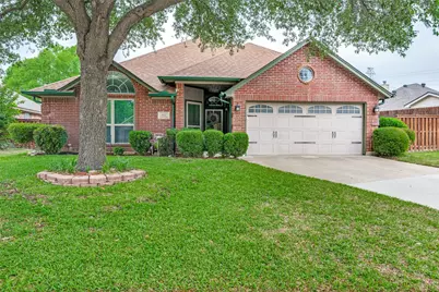 4817 Dogleg Drive, Haltom City, TX 76117 - Photo 1