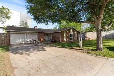 3721 French Wood Drive, Arlington, TX 76016 - Photo 1